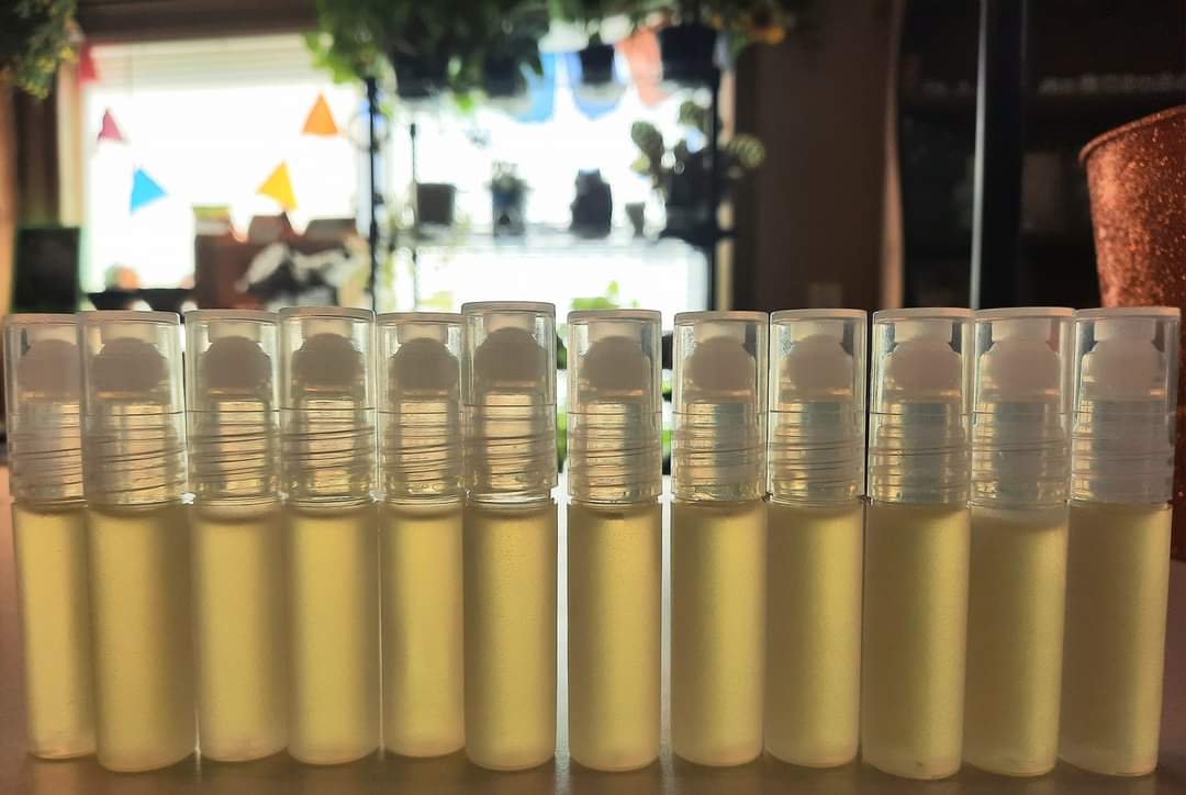 Coffee Under Eye Roller